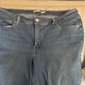 Levi’s plus size stretch jeans